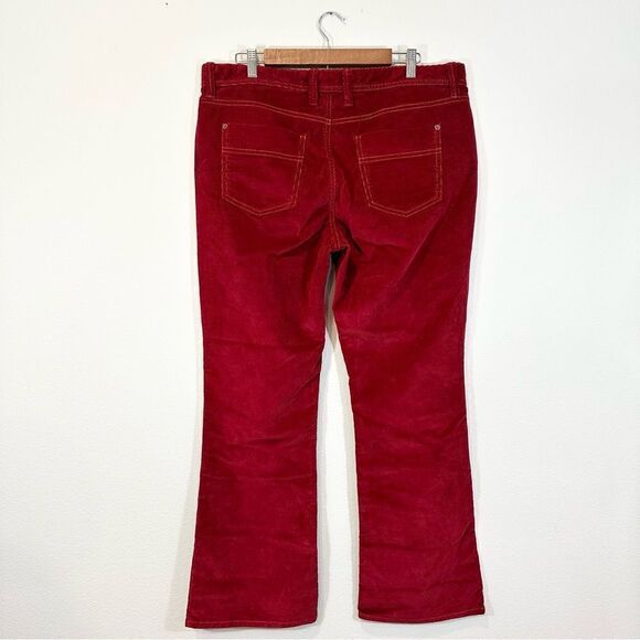 Eddie Bauer Classic Red Corduroy Pants Bootcut Leg, Size 16 - Picture 2 of 11
